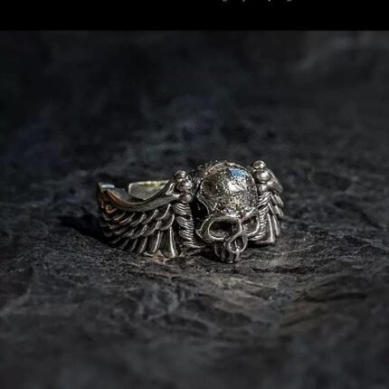 Hip hop personality skull wing ring